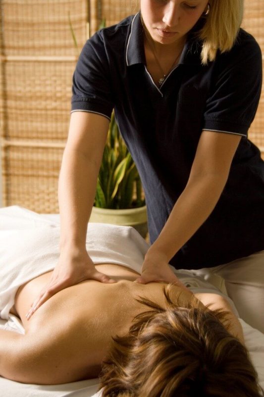 massage-treatment-centre (1)
